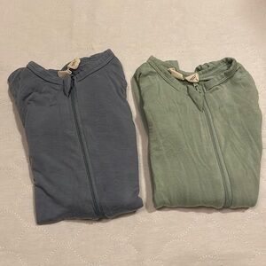 Lot of 2 Kyte baby zipper footies, size 6-12 months